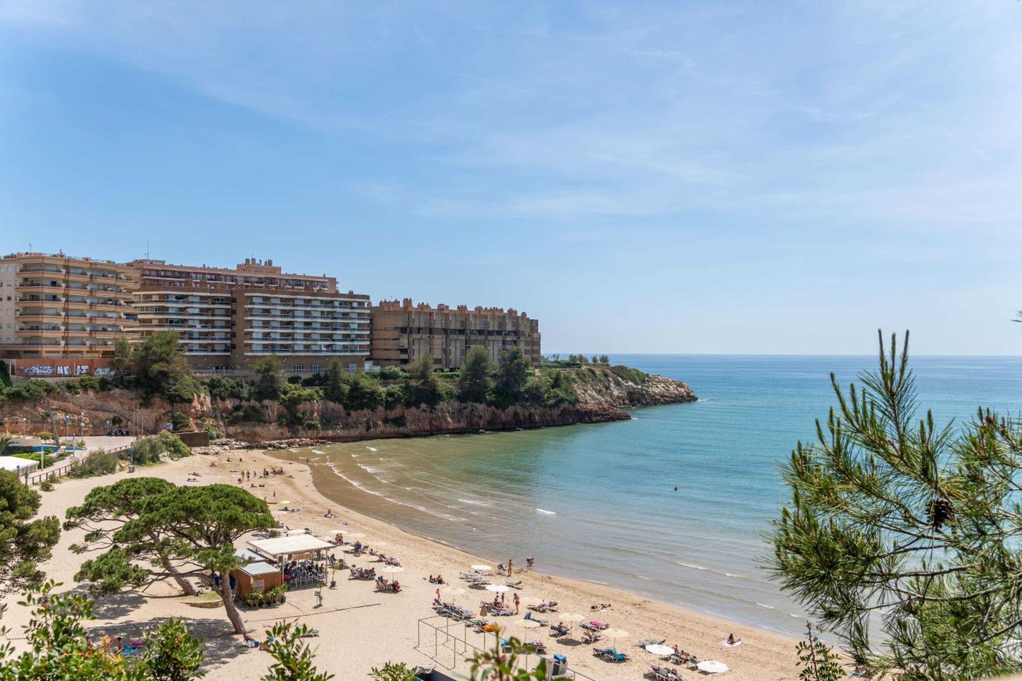 Coastal Paradise & Cozy Home With A 100M From The Beach! Cambrils Exterior photo
